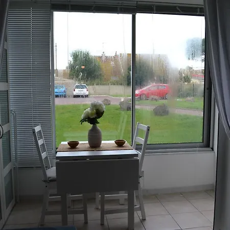 Apartment Le Petit Matelot, Fonctionnel Avec Loggia *