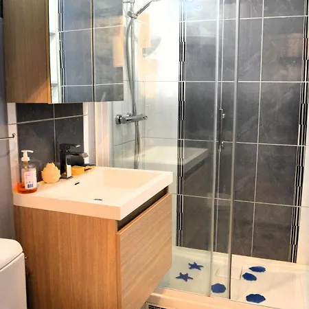 Apartment Le Petit Matelot, Fonctionnel Avec Loggia *